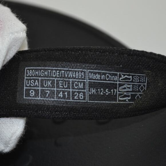 Vionic High Tide Womens Size 9 Black Flip Flop Thong Sandals - Picture 2 of 12